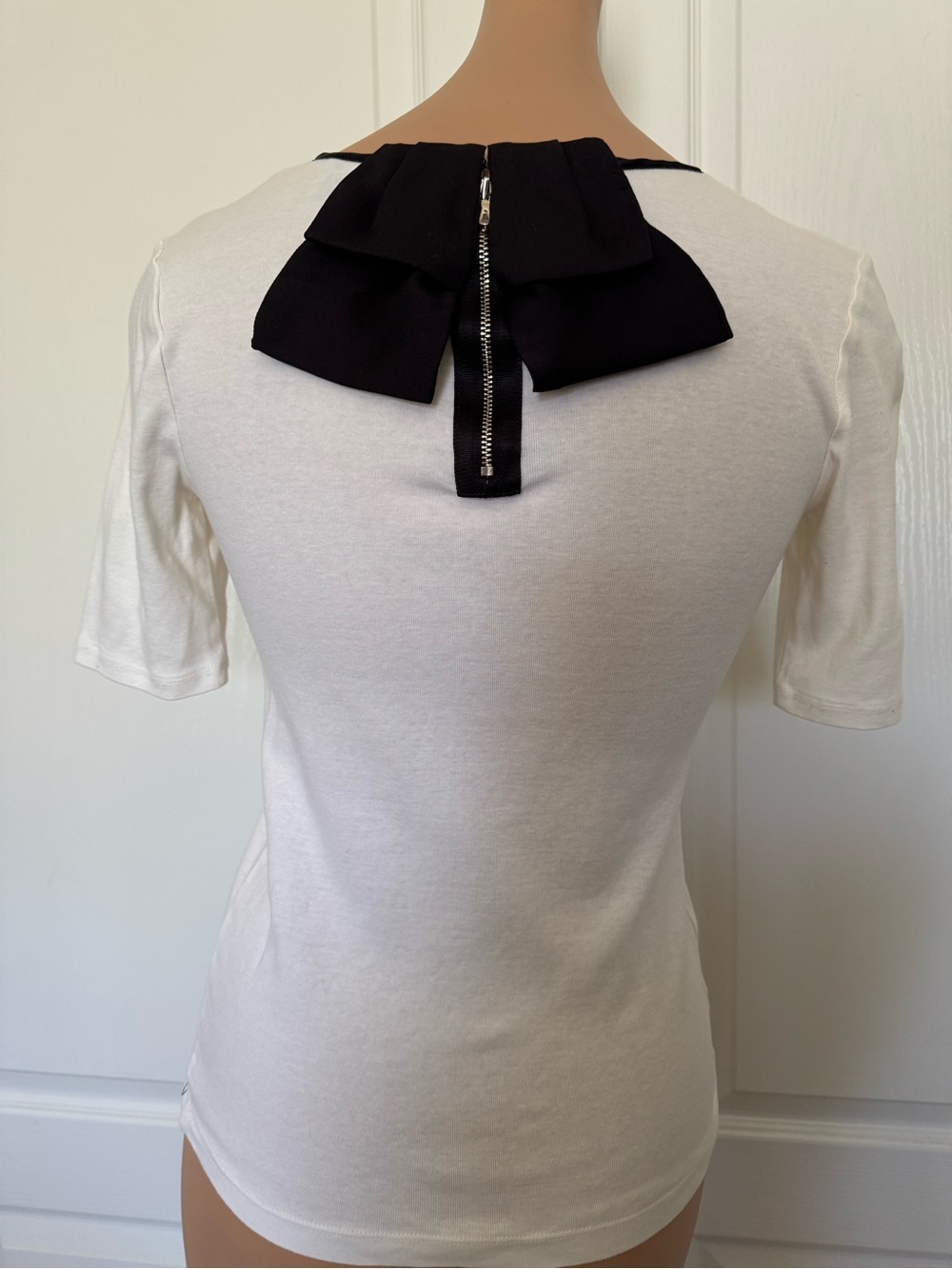 ❤️ ANN TAYLOR Petite Cream Short-Sleeve Top with Black Trim Size MP 3 For $15
